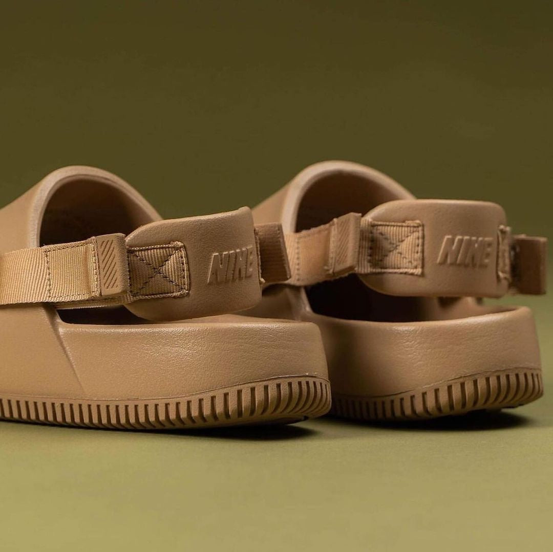 Nike Calm Mules (Brown)